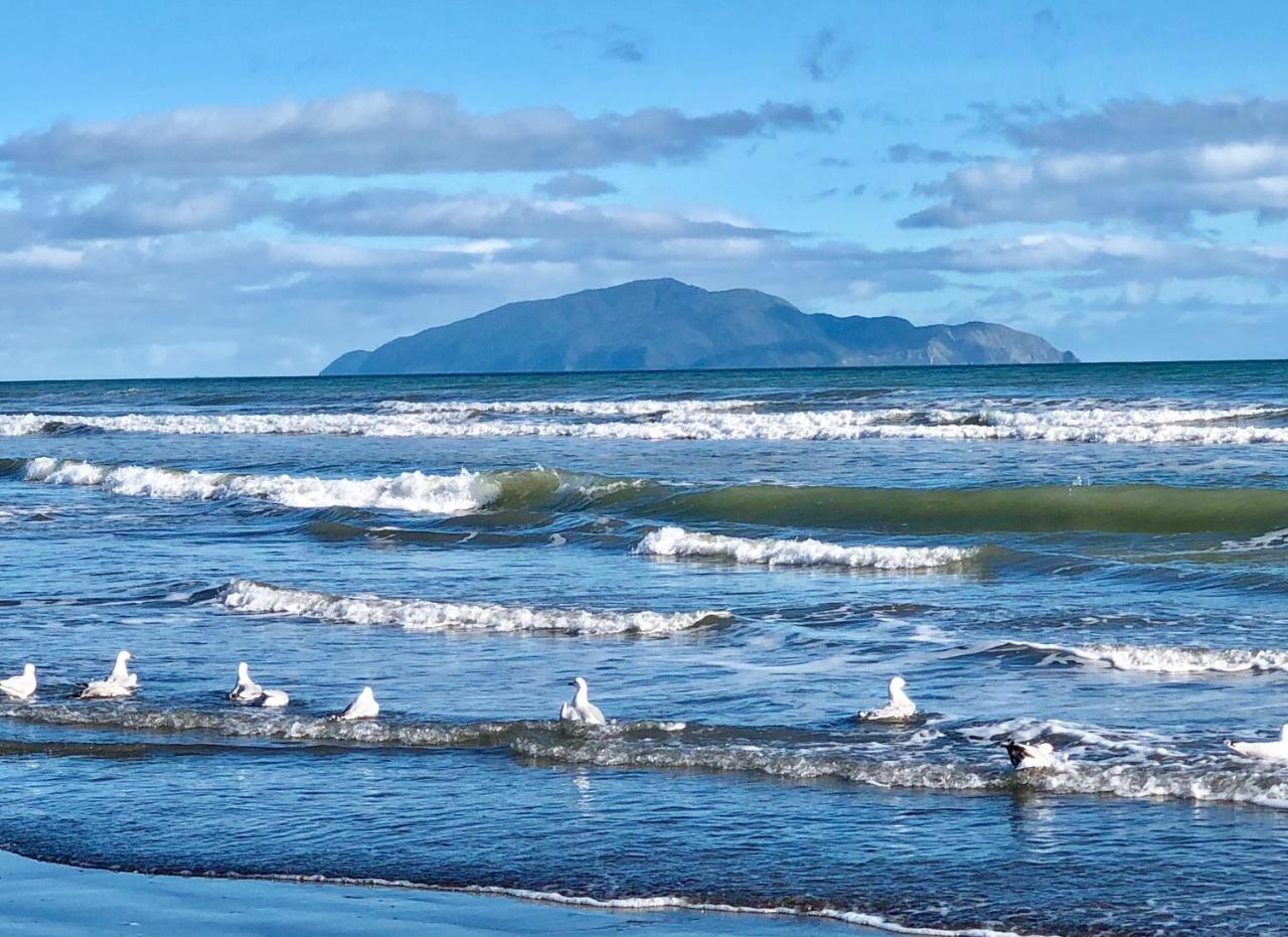 Otaki Beachfront Getaway エクステリア 写真
