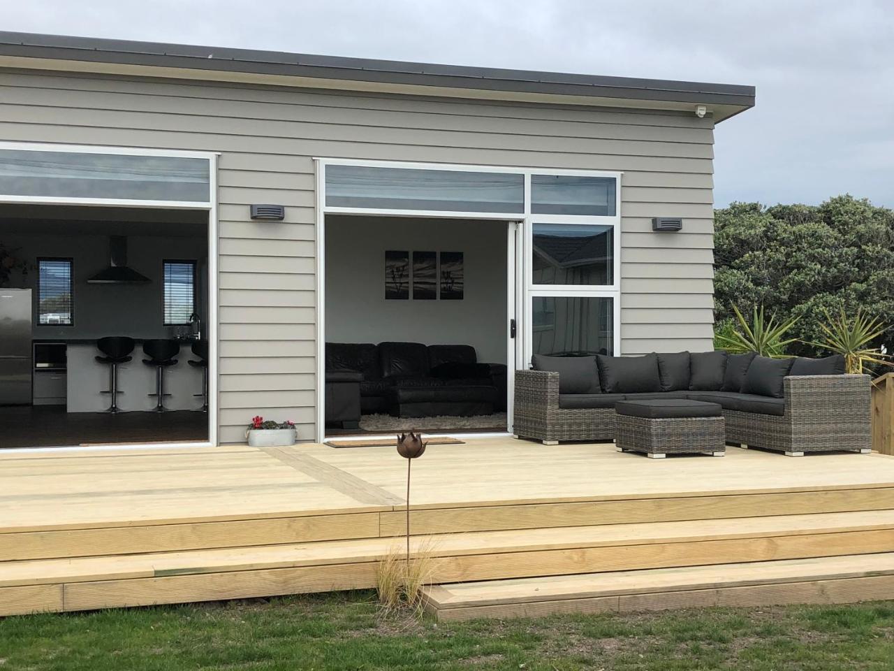 Otaki Beachfront Getaway エクステリア 写真